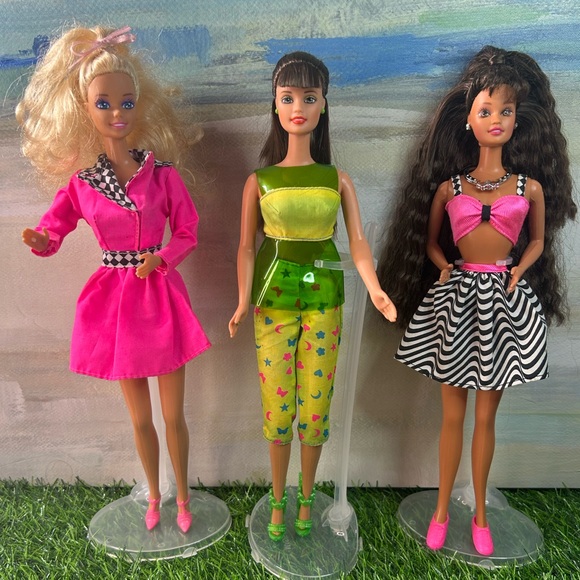 Barbie Other - 90’s Barbie and Teresa Bundle